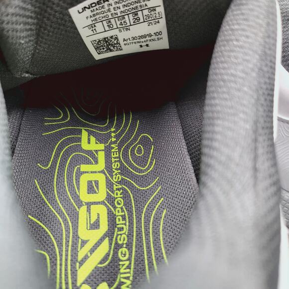 Athletic_Shoes